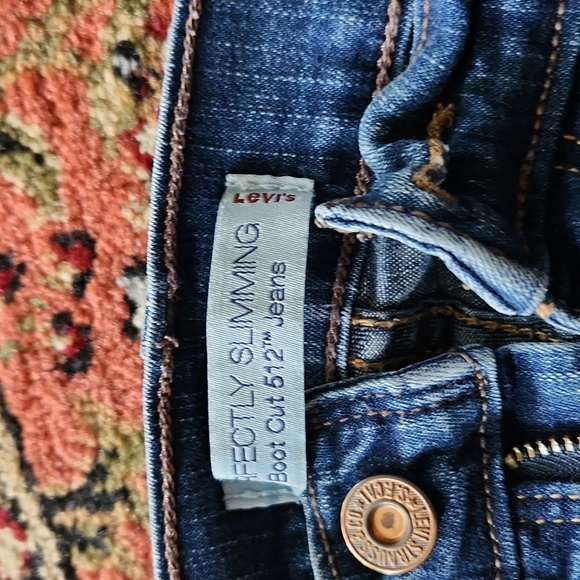 LEVI'S jeans Size 6 Perfect Slimming Levis - Picture 3 of 3